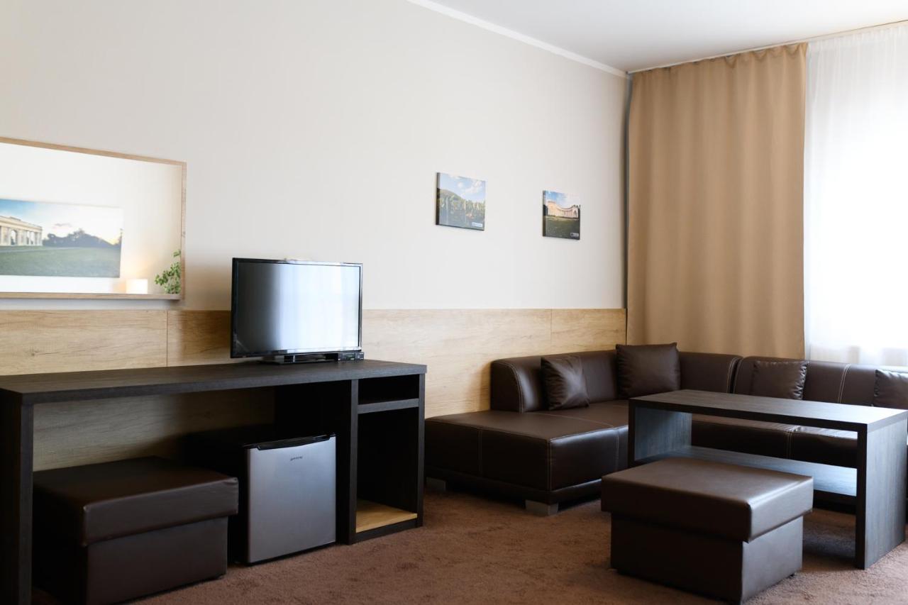 Hotel Vinařství U Kapličky Zaječí Exterior foto